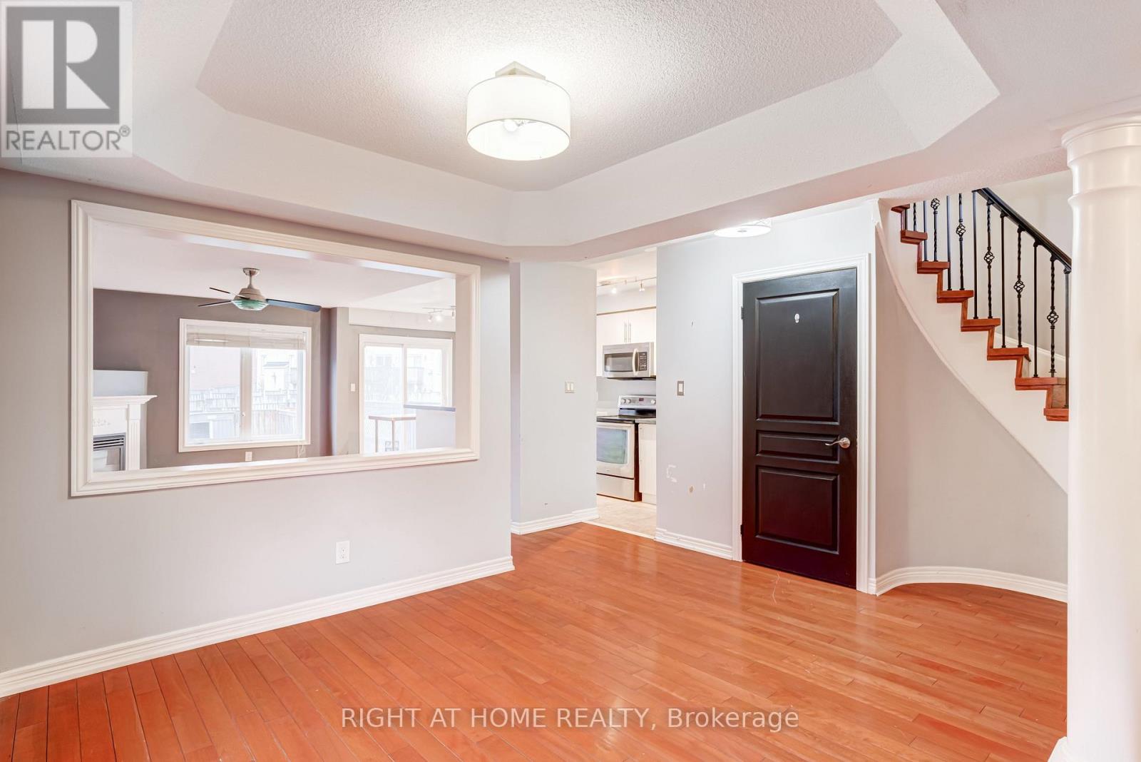 4 Whitefoot Crescent, Ajax, Ontario  L1Z 2E5 - Photo 10 - E12935284