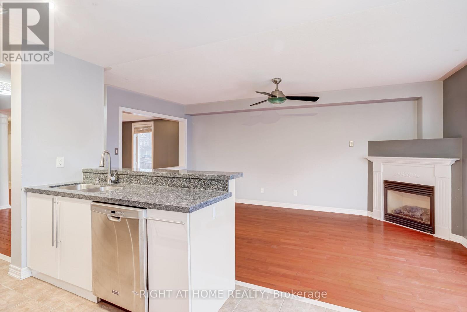 4 Whitefoot Crescent, Ajax, Ontario  L1Z 2E5 - Photo 17 - E12935284