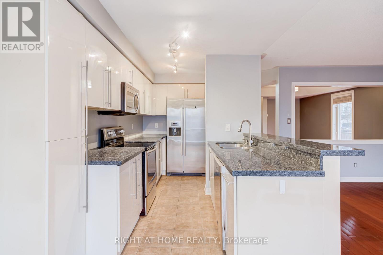 4 Whitefoot Crescent, Ajax, Ontario  L1Z 2E5 - Photo 24 - E12935284