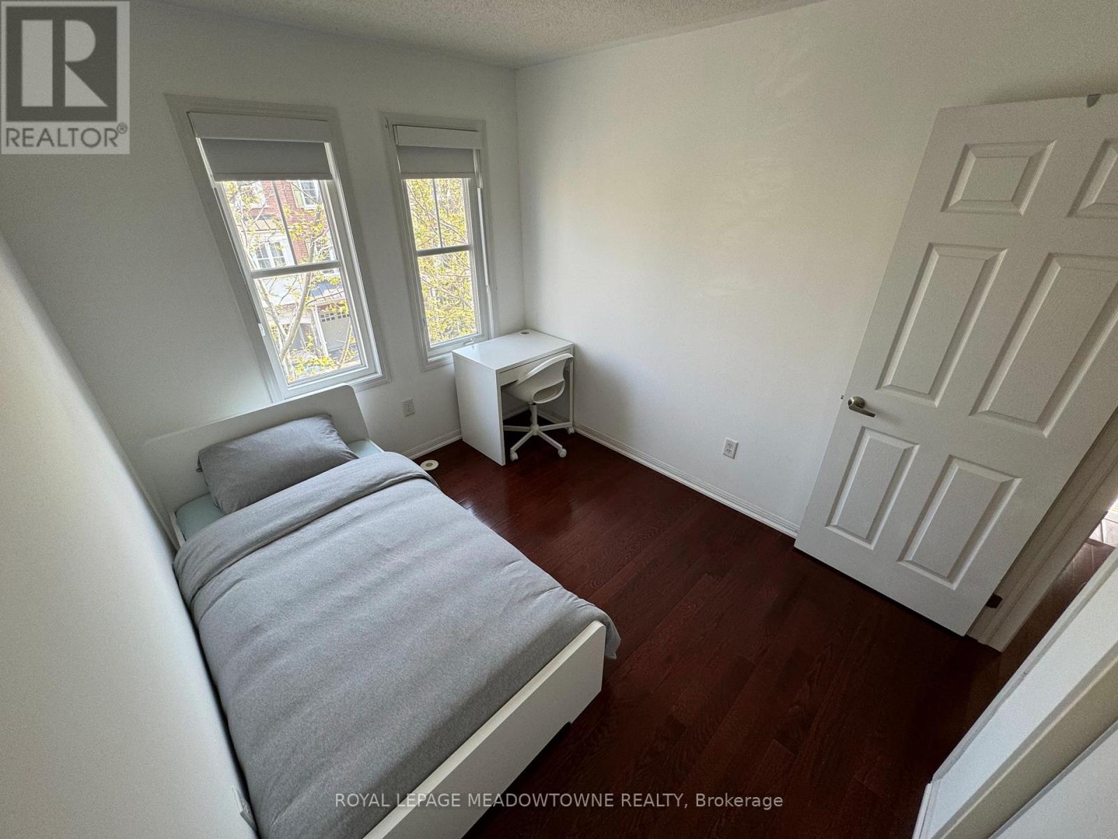 26 Yates Avenue, Toronto (Clairlea-Birchmount), Ontario  M1L 0C8 - Photo 35 - E12935314