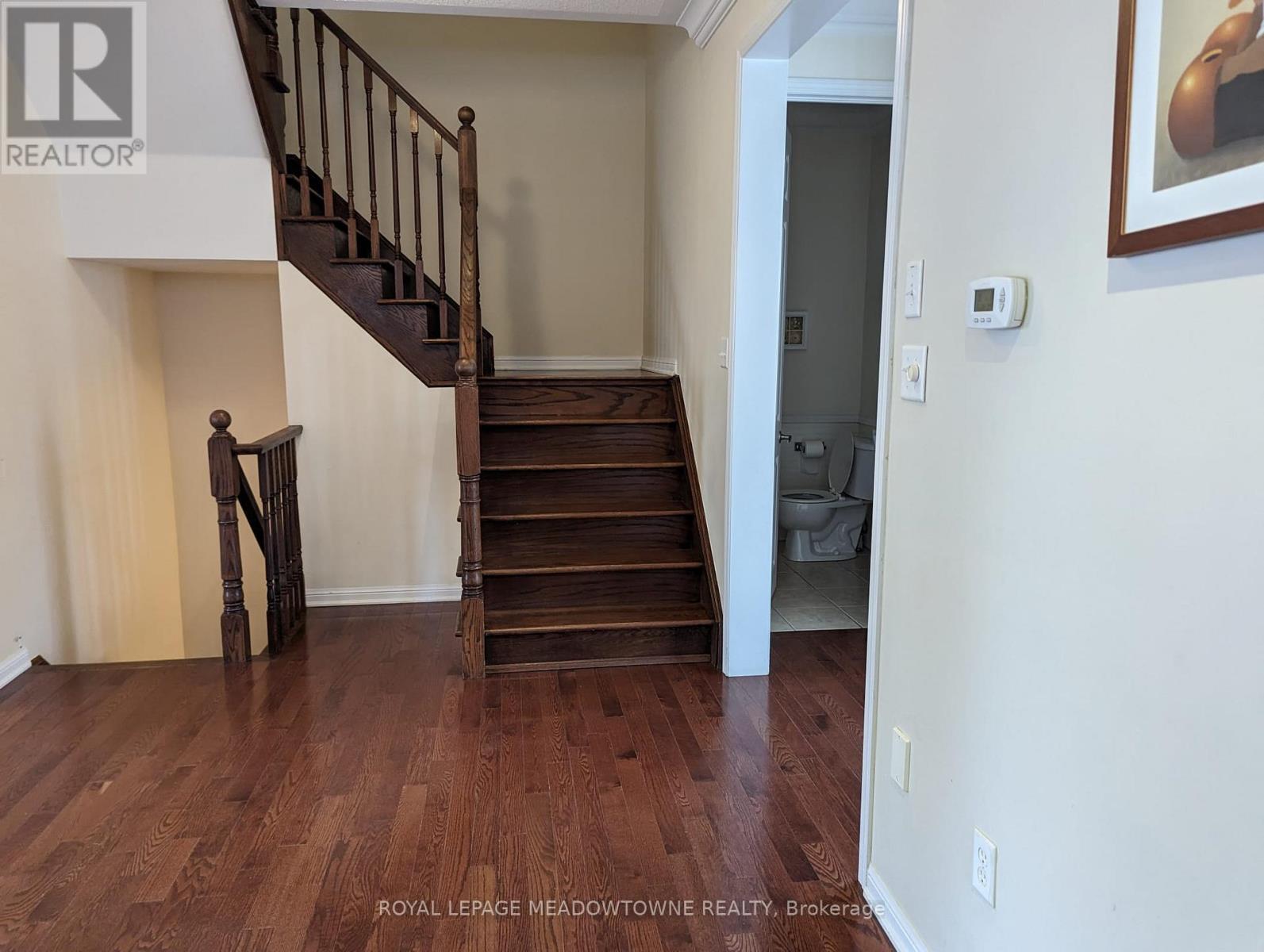 26 Yates Avenue, Toronto (Clairlea-Birchmount), Ontario  M1L 0C8 - Photo 7 - E12935314