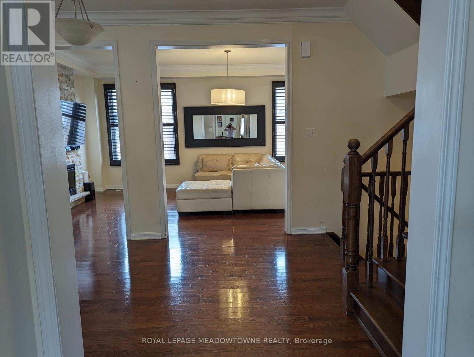 26 Yates Avenue, Toronto (Clairlea-Birchmount), Ontario  M1L 0C8 - Photo 8 - E12935314