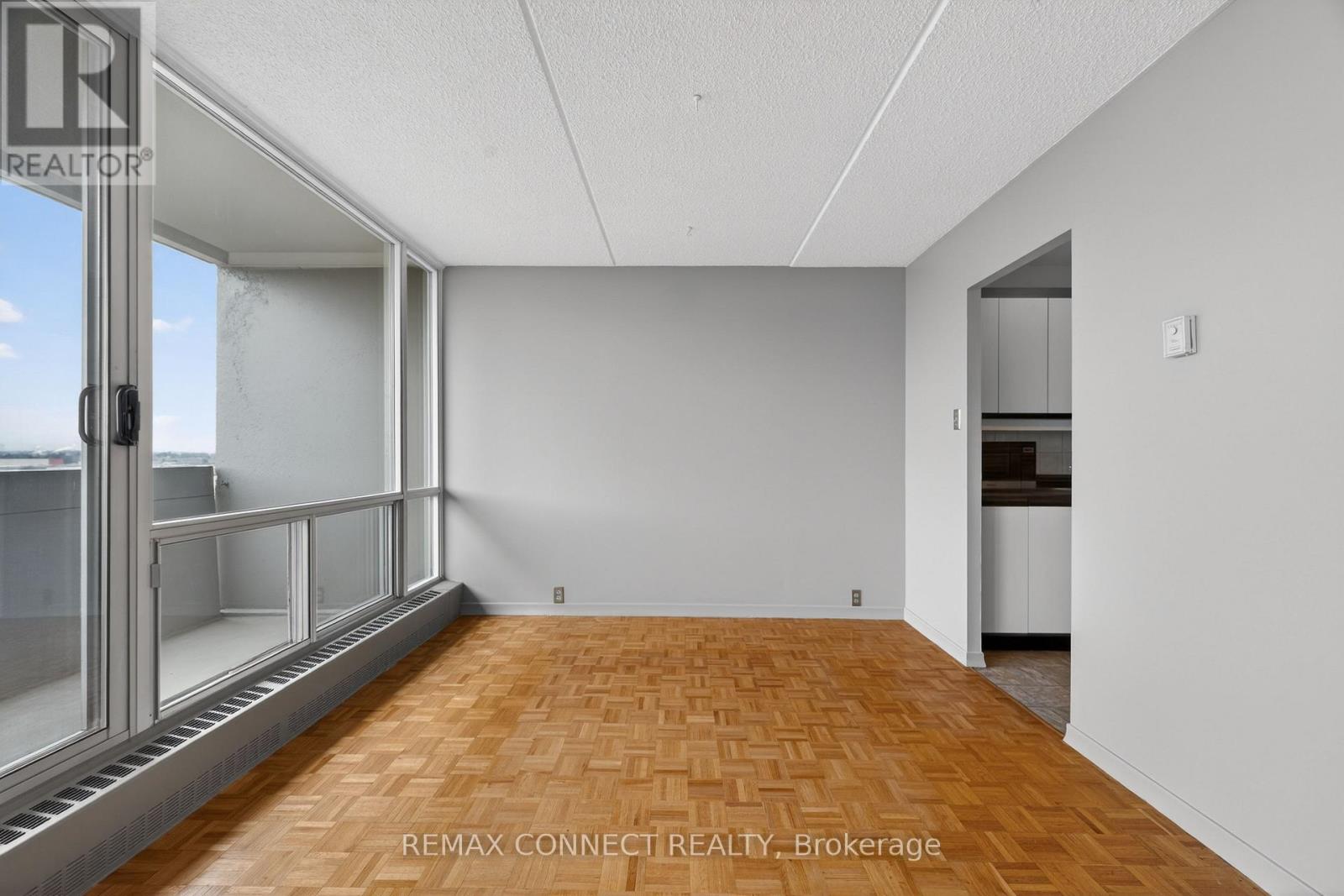 910 - 2 Glamorgan Avenue, Toronto, Ontario  M1P 2M8 - Photo 16 - E12935362