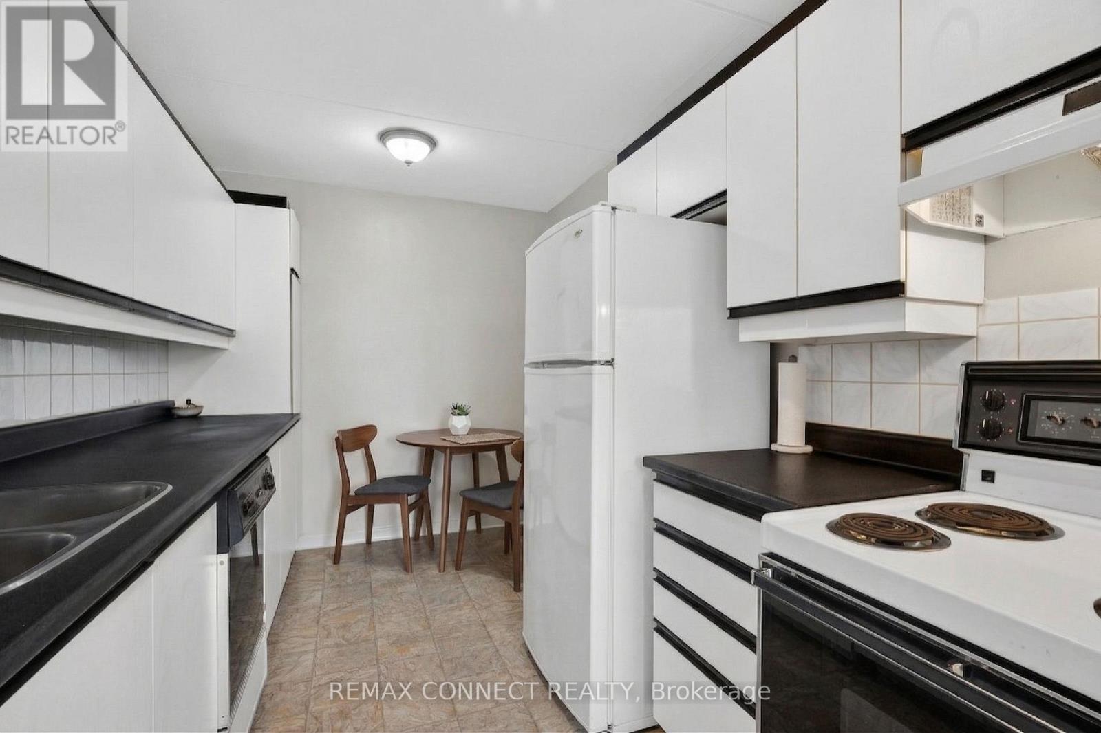 910 - 2 Glamorgan Avenue, Toronto, Ontario  M1P 2M8 - Photo 24 - E12935362