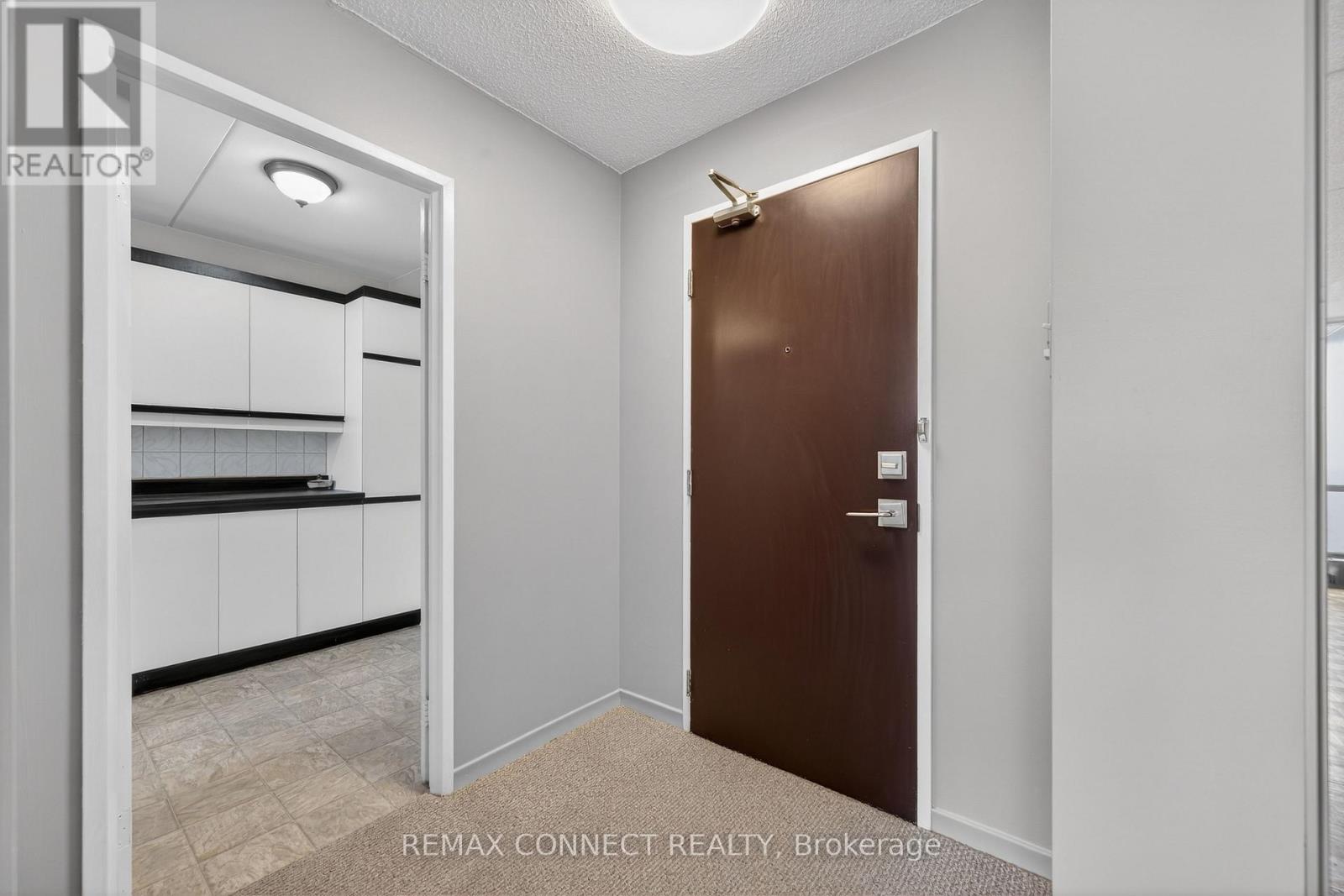 910 - 2 Glamorgan Avenue, Toronto, Ontario  M1P 2M8 - Photo 4 - E12935362