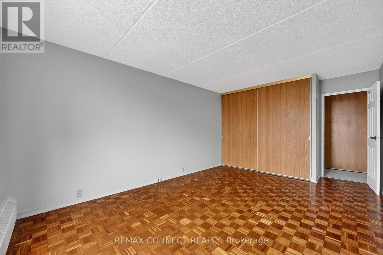 910 - 2 Glamorgan Avenue, Toronto, Ontario  M1P 2M8 - Photo 42 - E12935362