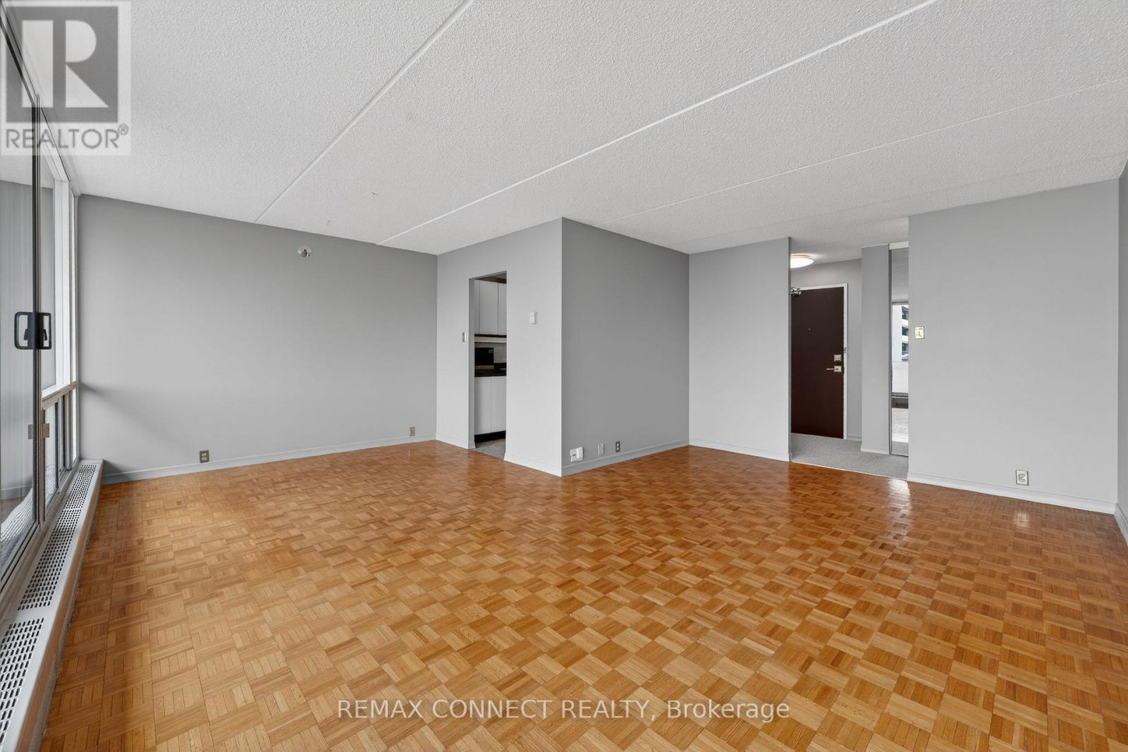 910 - 2 Glamorgan Avenue, Toronto, Ontario  M1P 2M8 - Photo 8 - E12935362