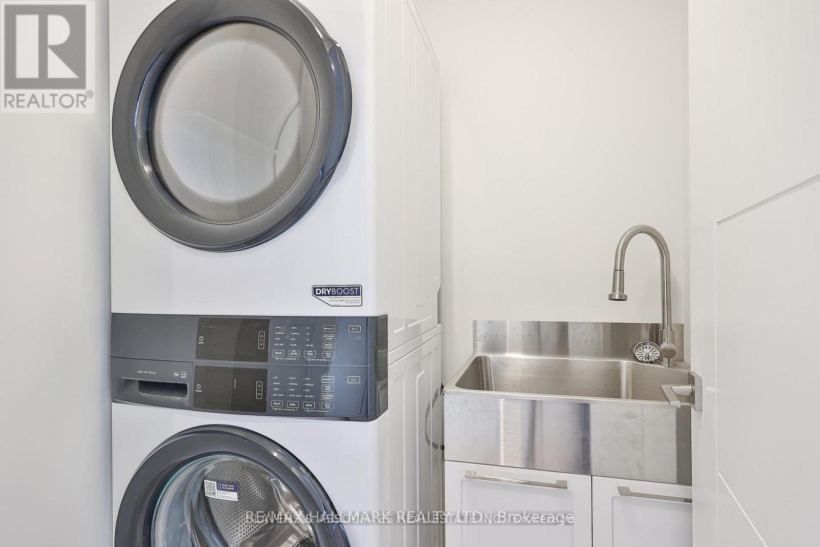 3b Linton Avenue, Toronto, Ontario  M1N 1W5 - Photo 30 - E12935402