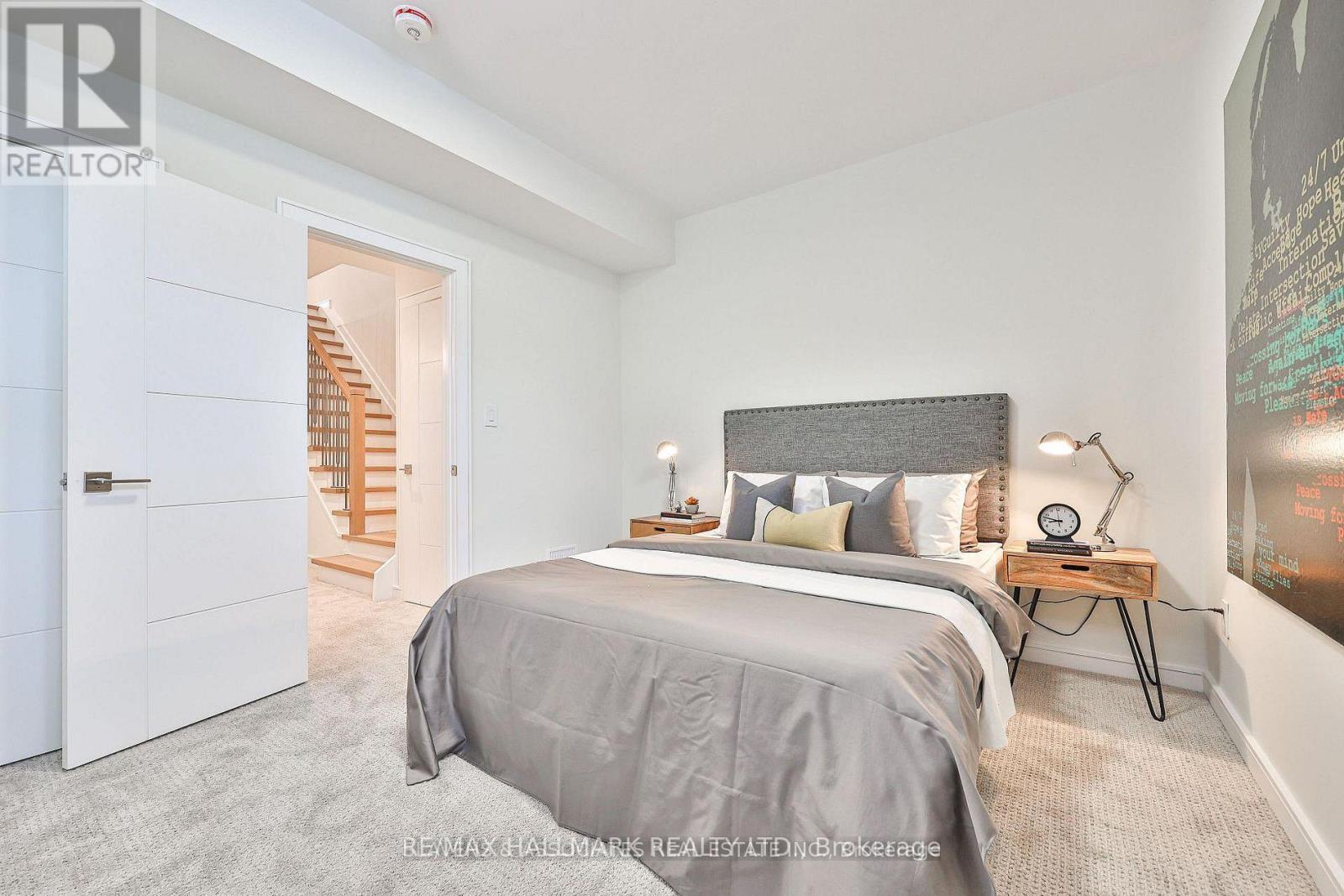 3b Linton Avenue, Toronto, Ontario  M1N 1W5 - Photo 34 - E12935402