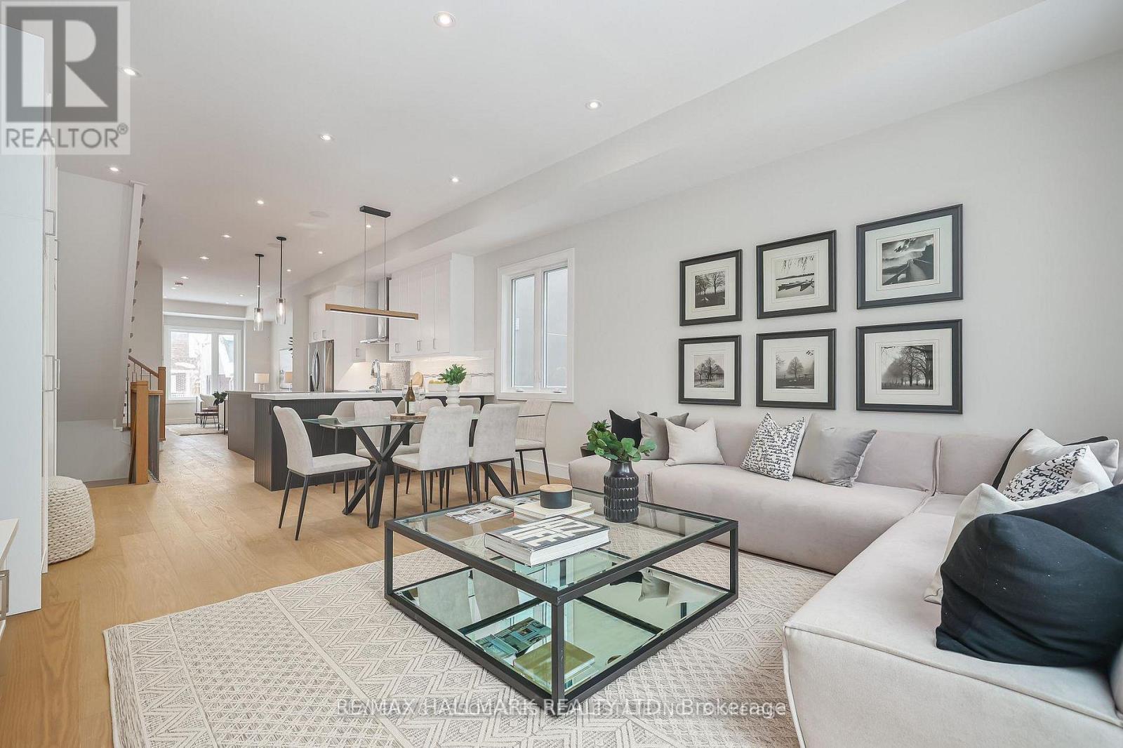 3b Linton Avenue, Toronto, Ontario  M1N 1W5 - Photo 8 - E12935402