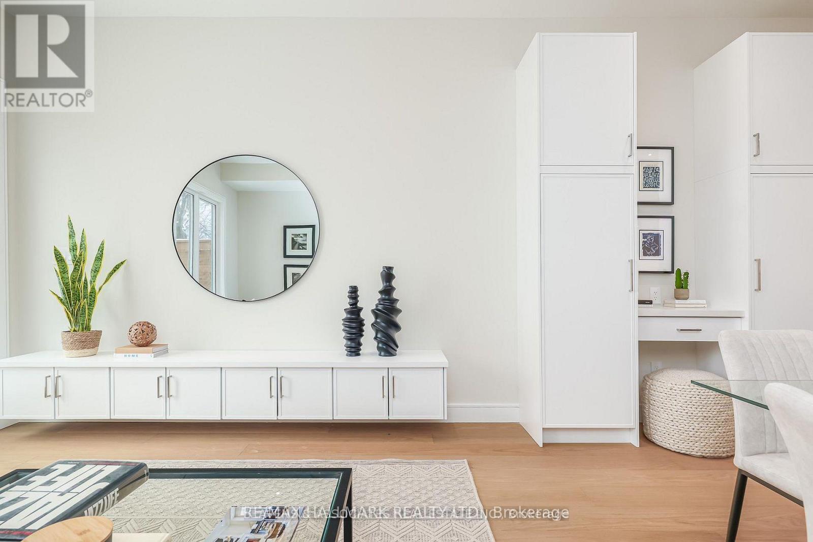 3b Linton Avenue, Toronto, Ontario  M1N 1W5 - Photo 9 - E12935402