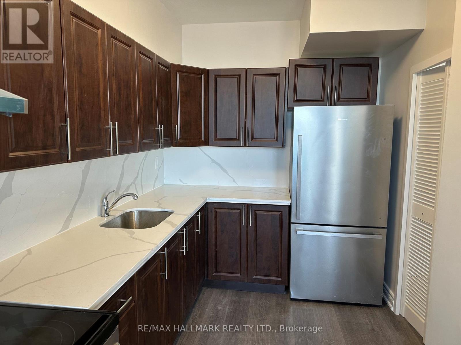 1009 - 2245 Eglinton Avenue E, Toronto, Ontario  M1K 2N3 - Photo 2 - E12935436