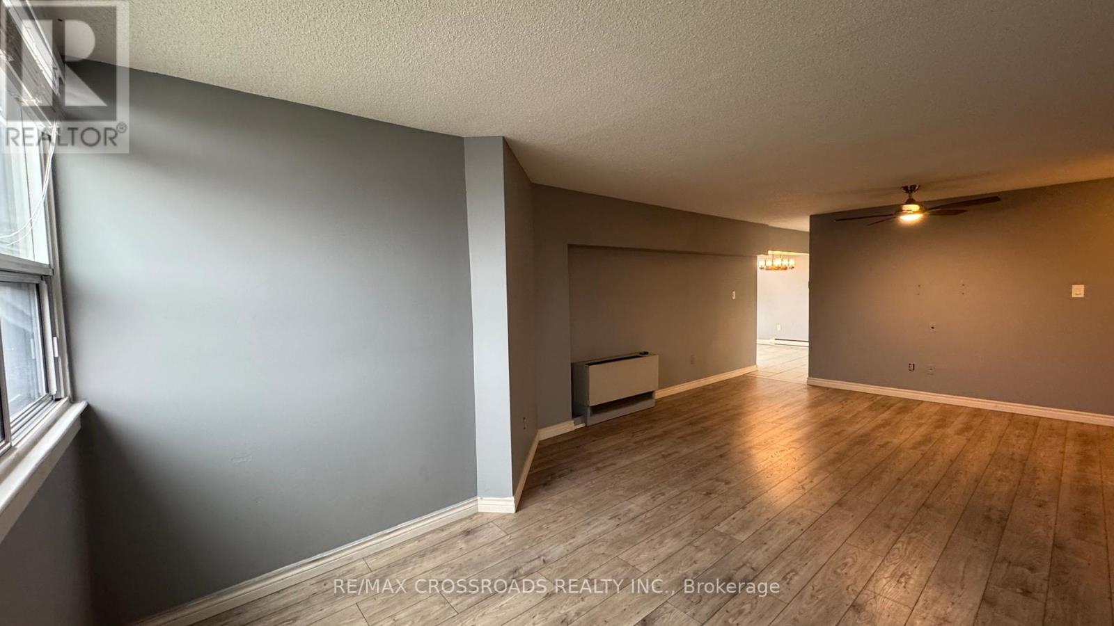 501 - 80 Athol Street E, Oshawa, Ontario  L1H 8B7 - Photo 3 - E12935478