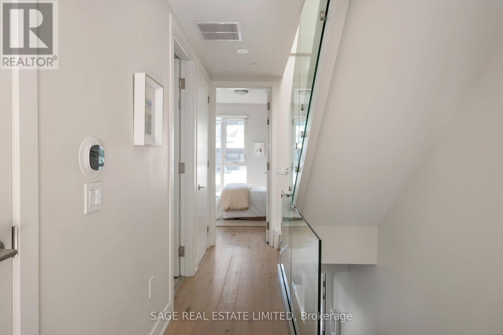 Th01 - 1331 Queen Street E, Toronto, Ontario  M4L 0B1 - Photo 24 - E12935492