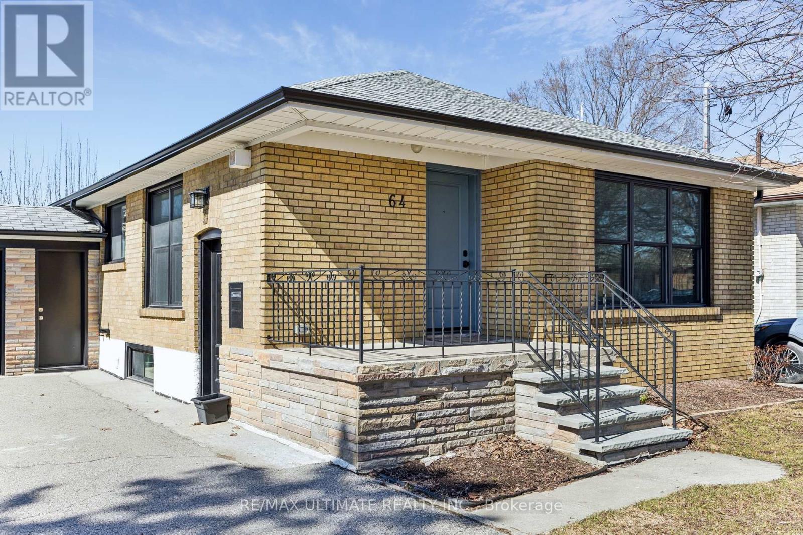 64 HART AVENUE, Toronto, Ontario