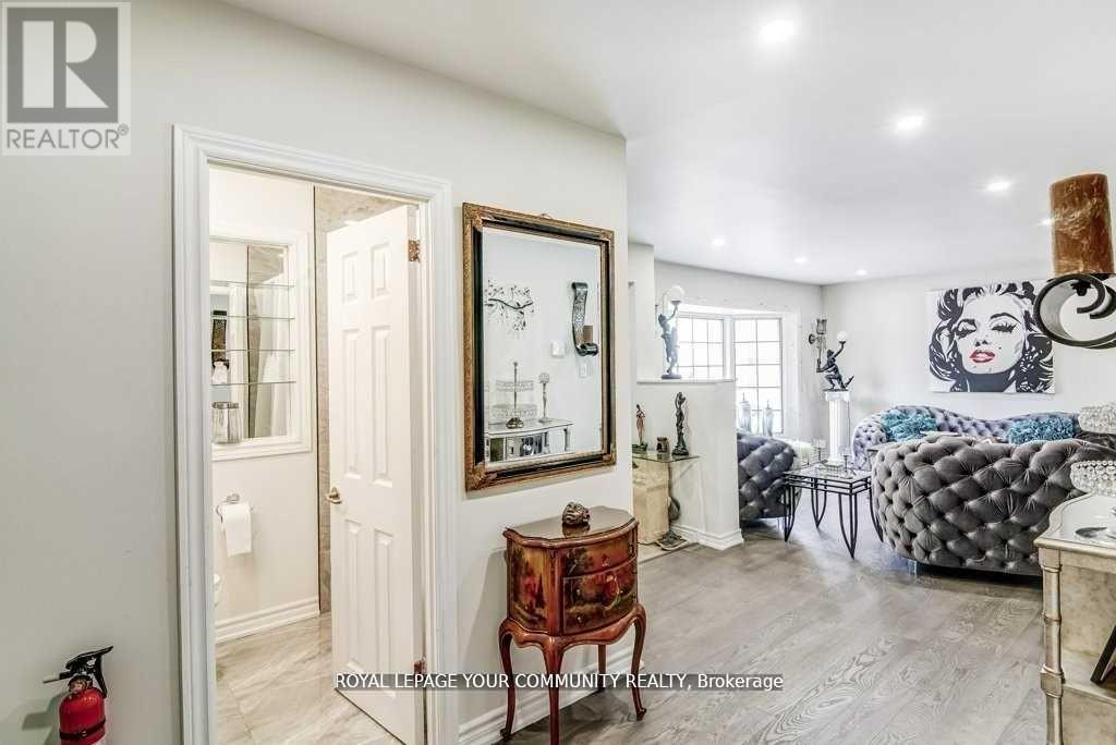 768 Grace Street, Newmarket, Ontario  L3Y 2L3 - Photo 22 - N12662428