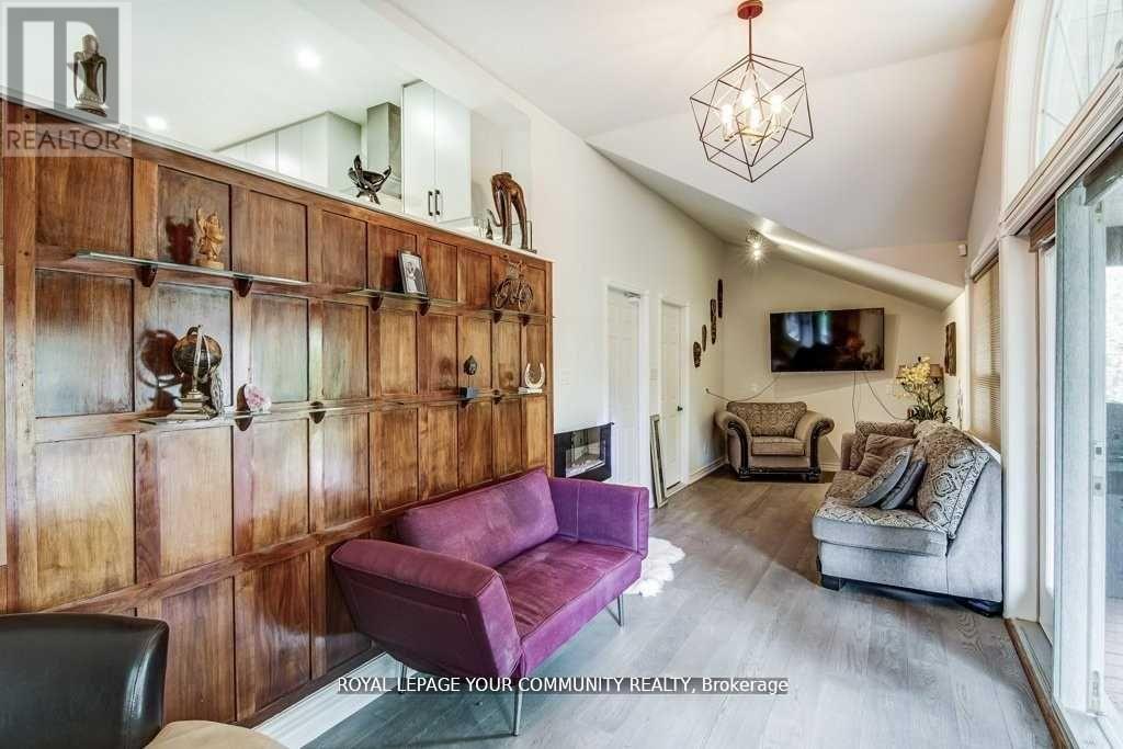 768 Grace Street, Newmarket, Ontario  L3Y 2L3 - Photo 26 - N12662428