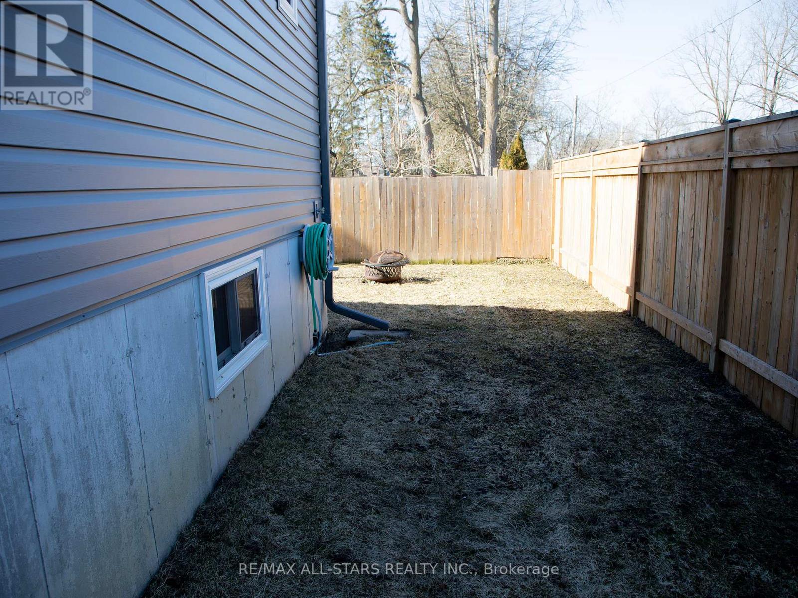 8 Georgina Street, Georgina, Ontario  L0E 1R0 - Photo 23 - N12933918