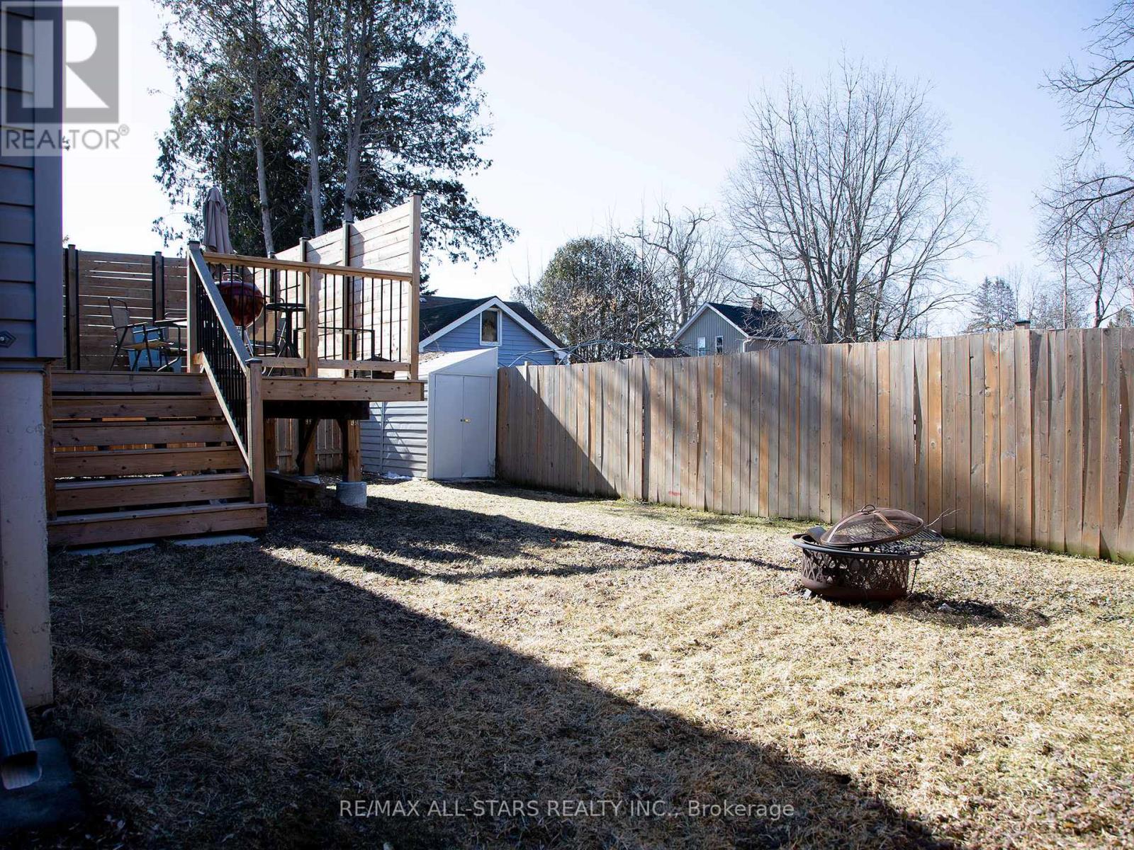 8 Georgina Street, Georgina, Ontario  L0E 1R0 - Photo 25 - N12933918