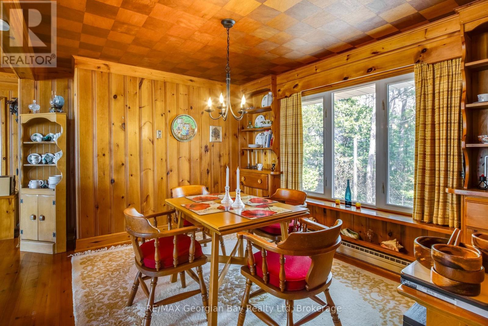 750 Tiny Beaches Road S, Tiny, Ontario  L0L 2T0 - Photo 12 - S12935366