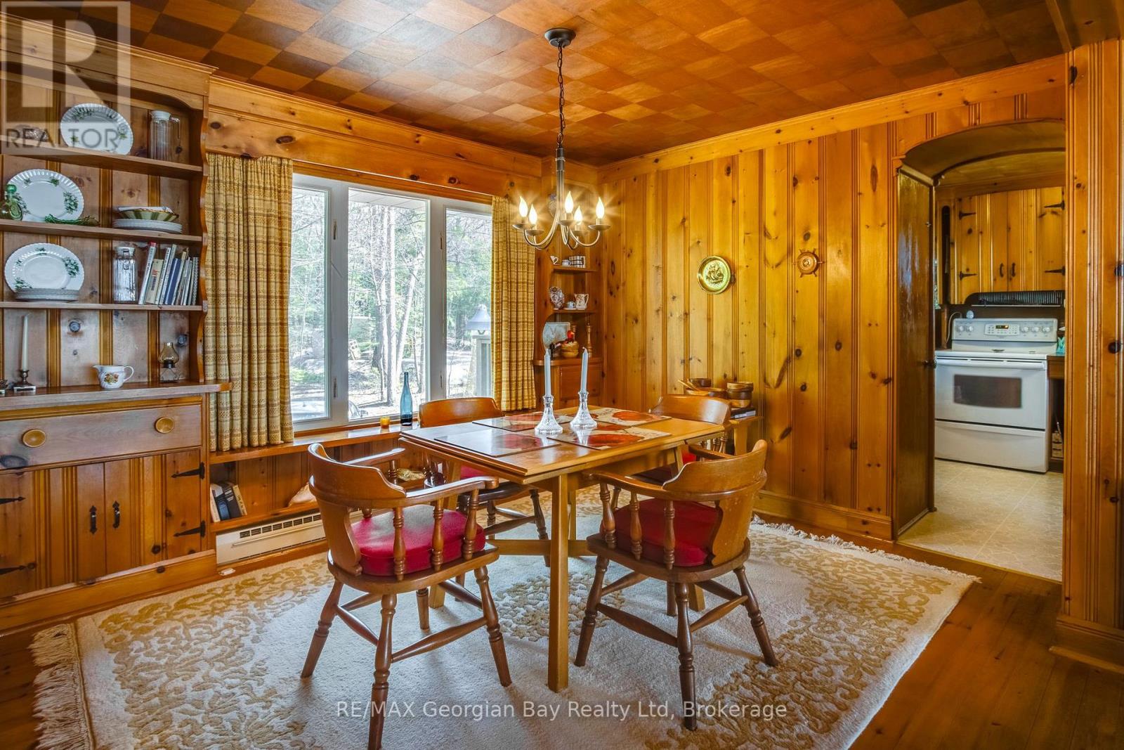 750 Tiny Beaches Road S, Tiny, Ontario  L0L 2T0 - Photo 18 - S12935366