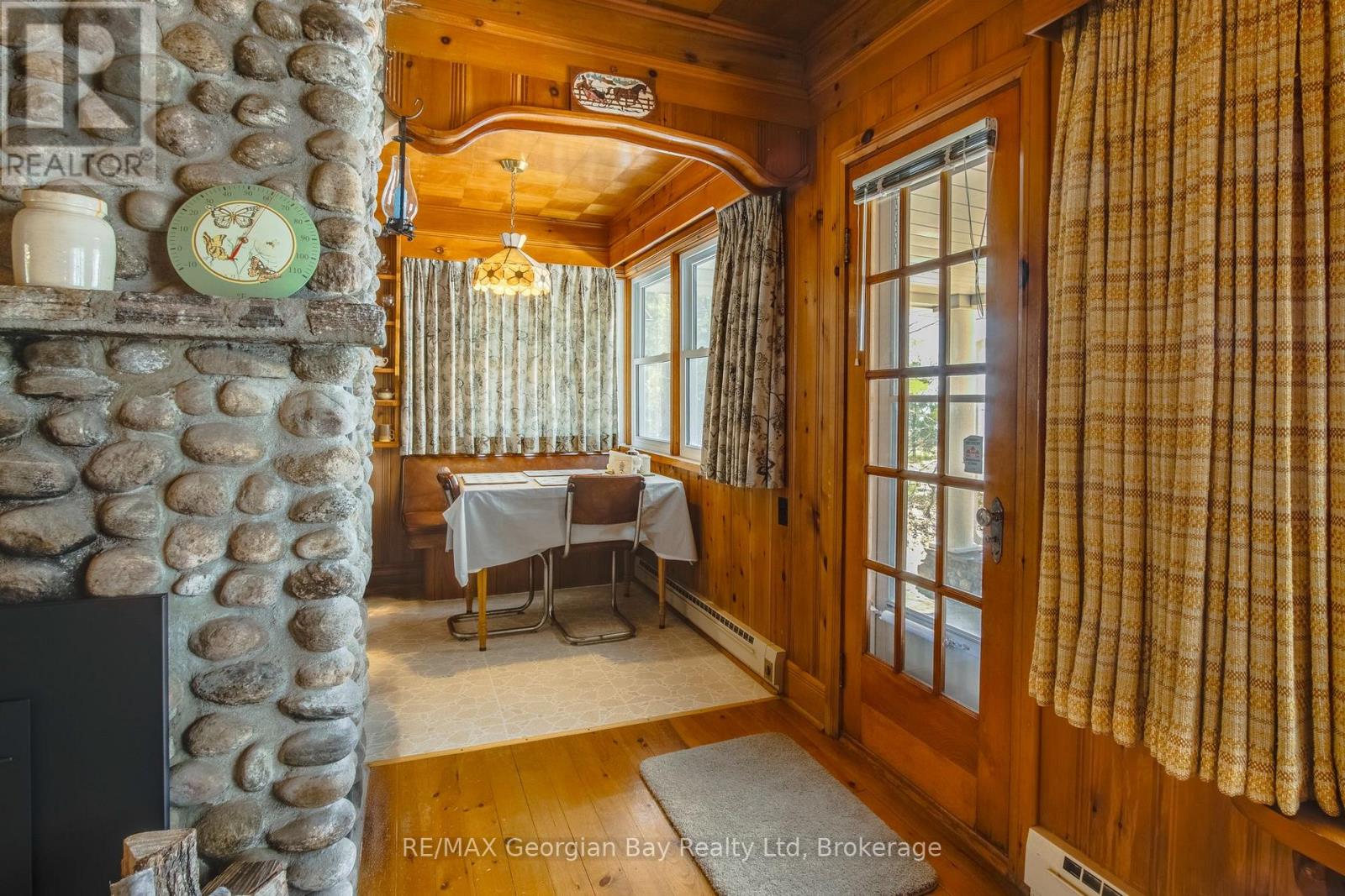 750 Tiny Beaches Road S, Tiny, Ontario  L0L 2T0 - Photo 24 - S12935366