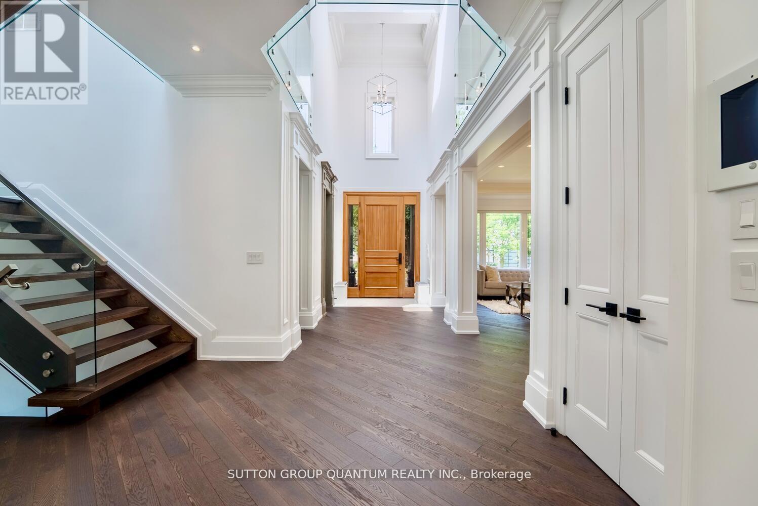 1486 Pembroke Drive, Oakville, Ontario  L6H 1V8 - Photo 12 - W12814772