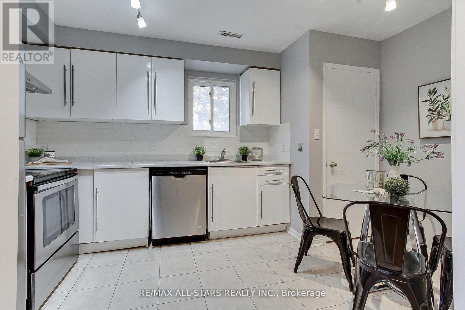 218 - 12421 Ninth Line, Whitchurch-Stouffville, Ontario L4A 1J3 - Photo 7 - N12935234