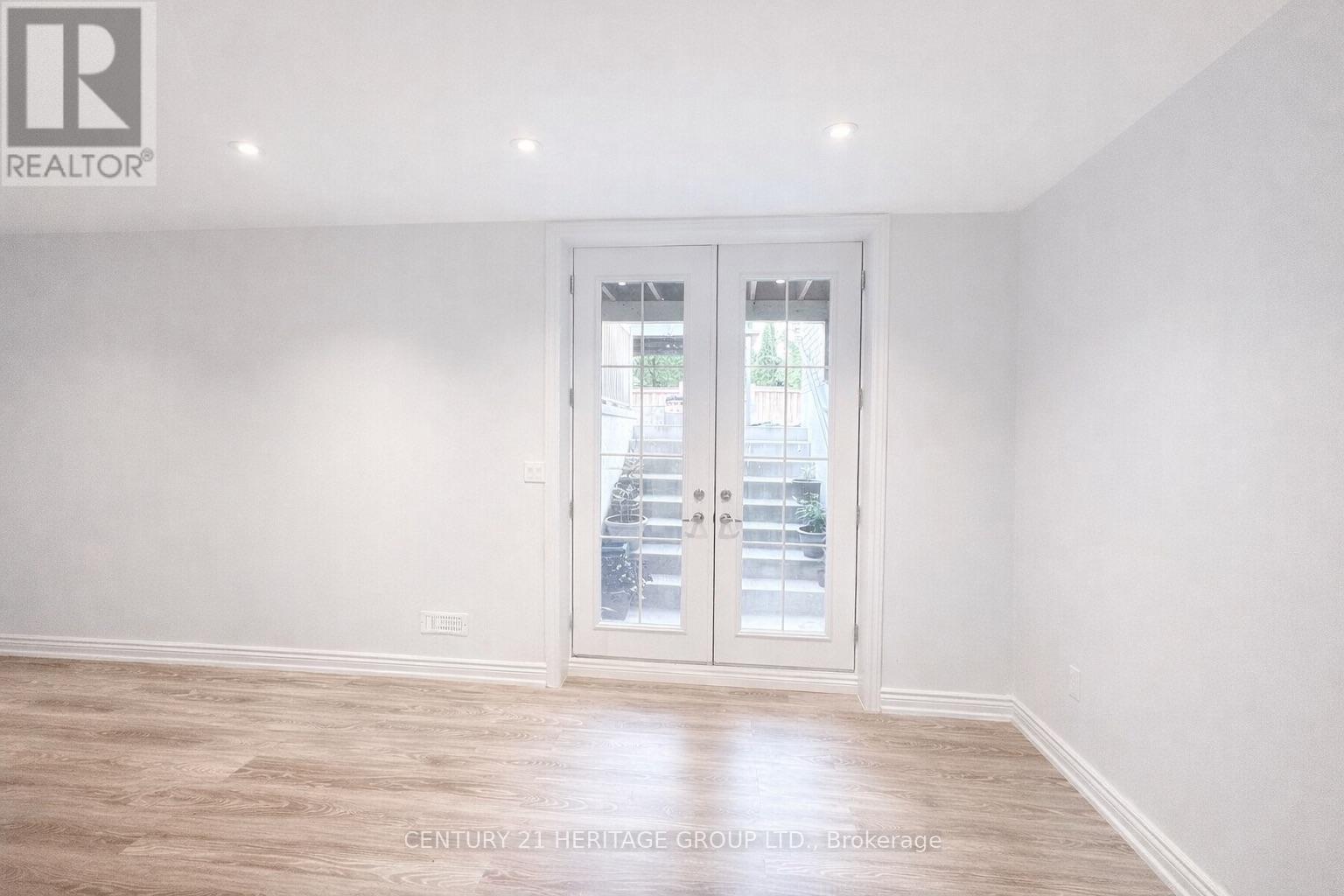 17 La Quinta Lane, Newmarket, Ontario  L3Y 0E2 - Photo 13 - N12935240