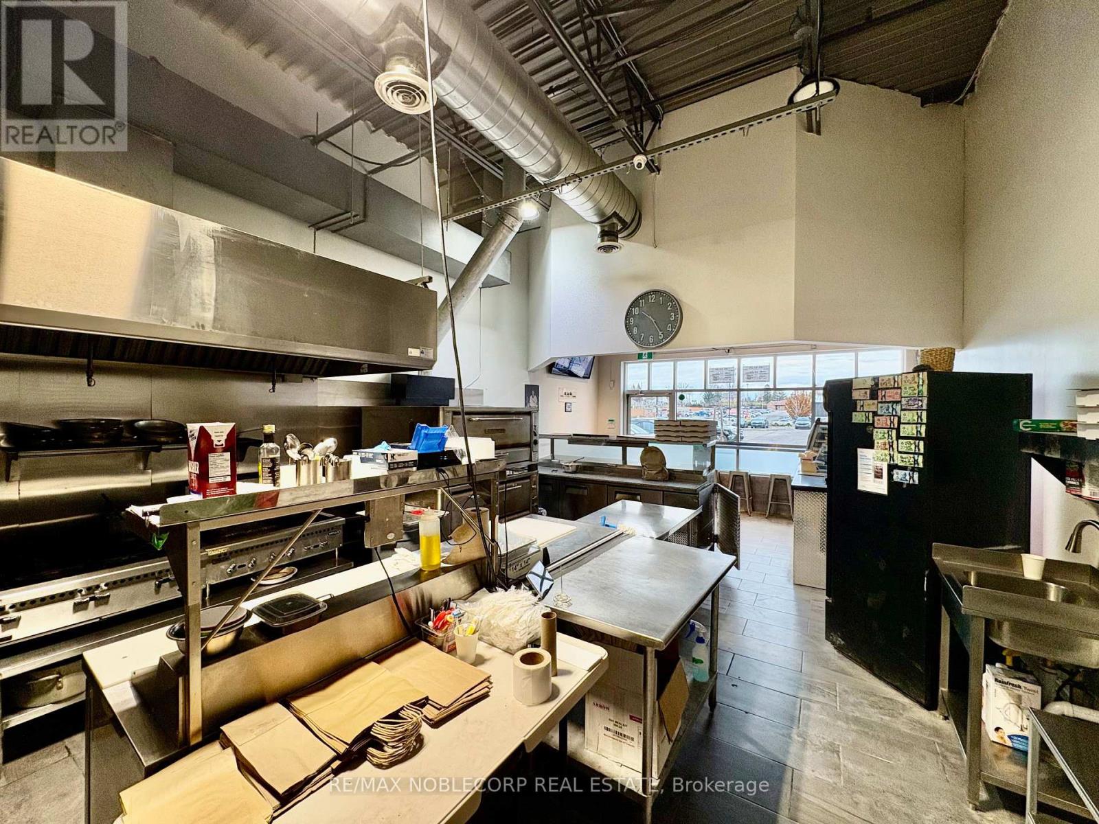 50 Dr Kay Drive, King, Ontario  L0G 1T0 - Photo 11 - N12935260