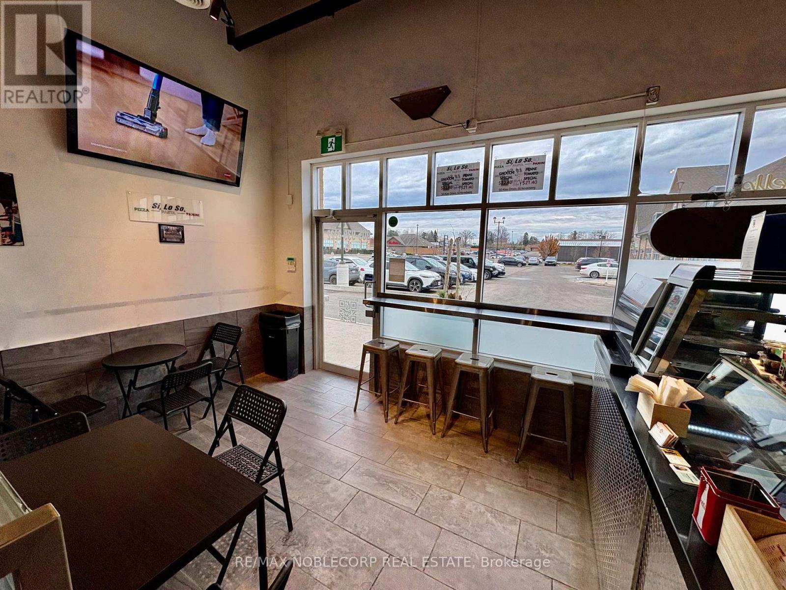 50 Dr Kay Drive, King, Ontario  L0G 1T0 - Photo 3 - N12935260