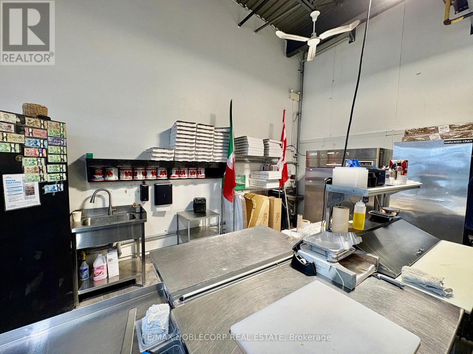 50 Dr Kay Drive, King, Ontario  L0G 1T0 - Photo 7 - N12935260