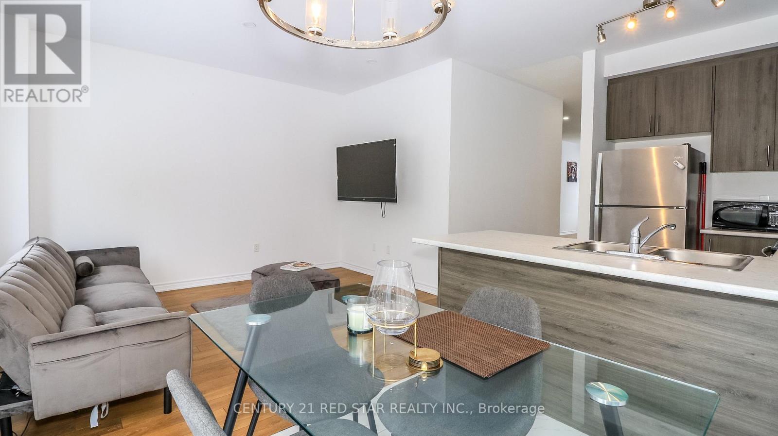 32 Milson Crescent, Essa (Angus), Ontario  L0M 1B4 - Photo 24 - N12935516