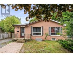 LOWER - 25A COLLEGE CRESCENT, Barrie, Ontario