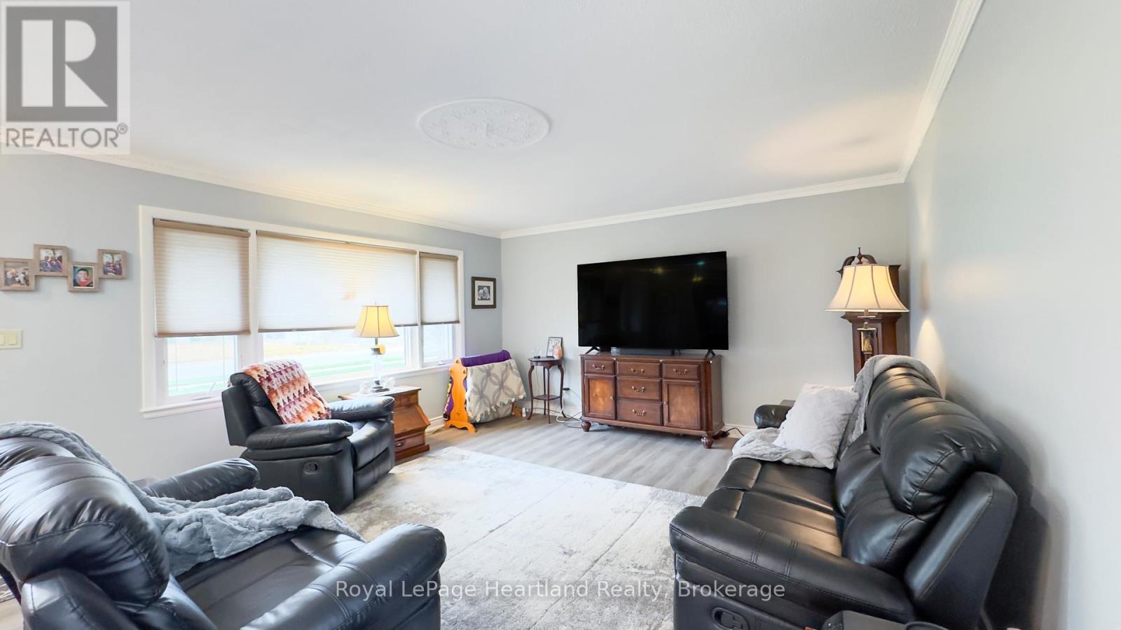 202 St. David Street, West Perth, Ontario  N0K 1N0 - Photo 27 - X12935262