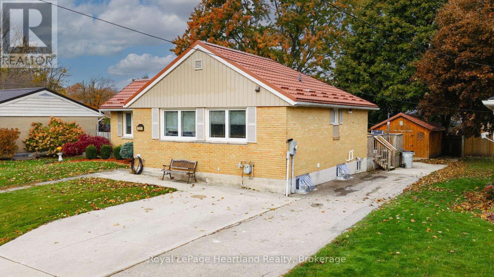 202 St. David Street, West Perth, Ontario  N0K 1N0 - Photo 3 - X12935262