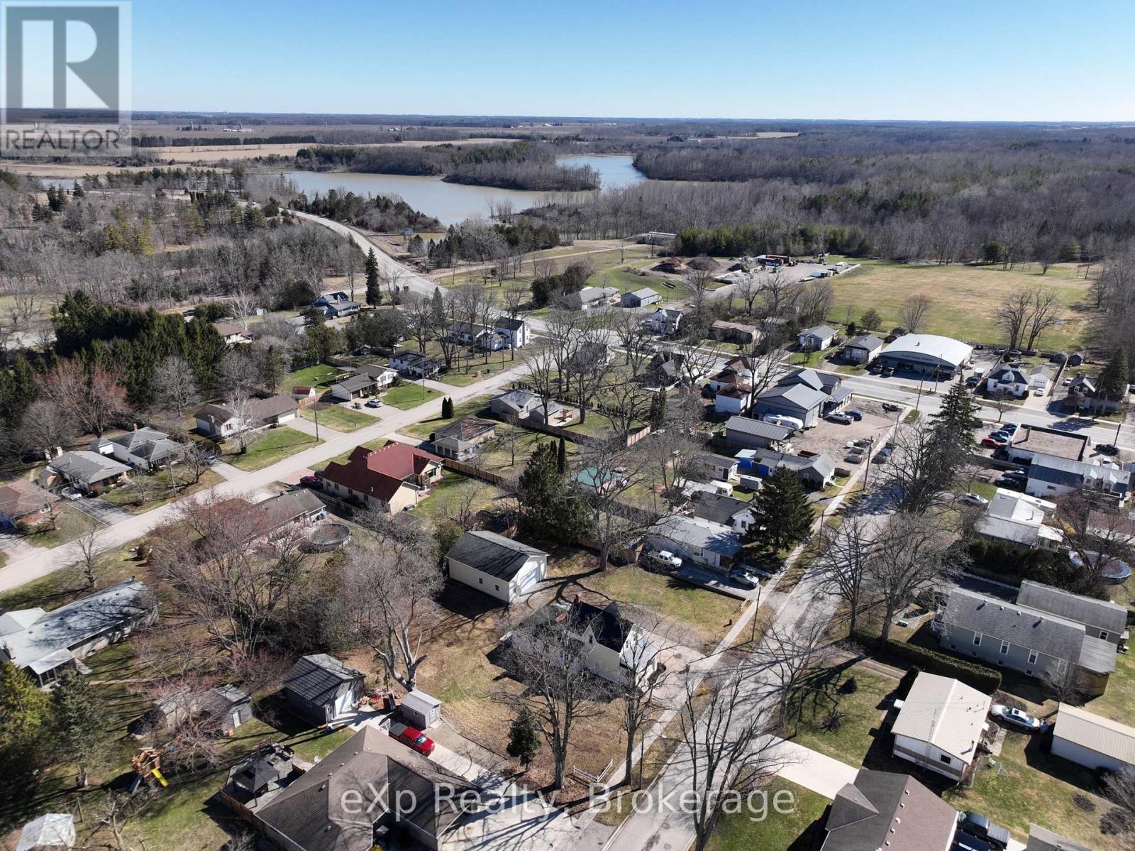 192 William Street W, North Middlesex, Ontario  N0M 2K0 - Photo 48 - X12935550