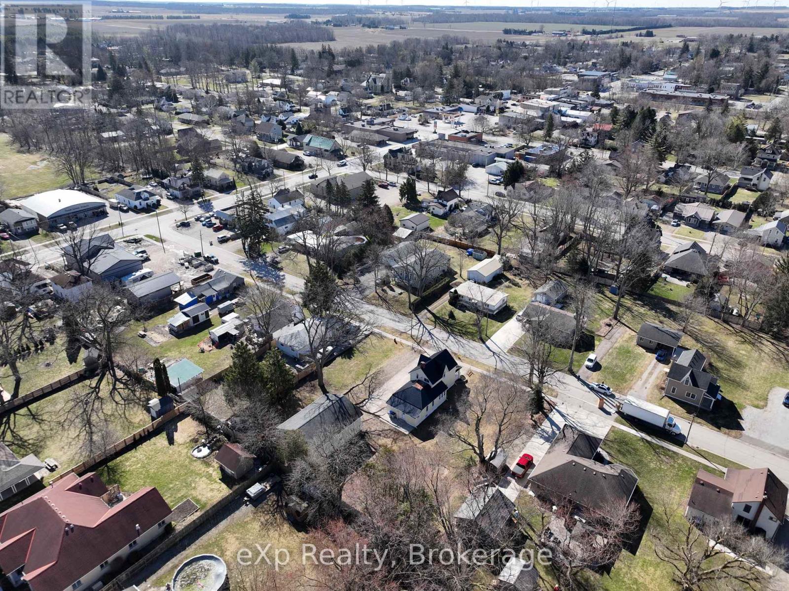 192 William Street W, North Middlesex, Ontario  N0M 2K0 - Photo 49 - X12935550