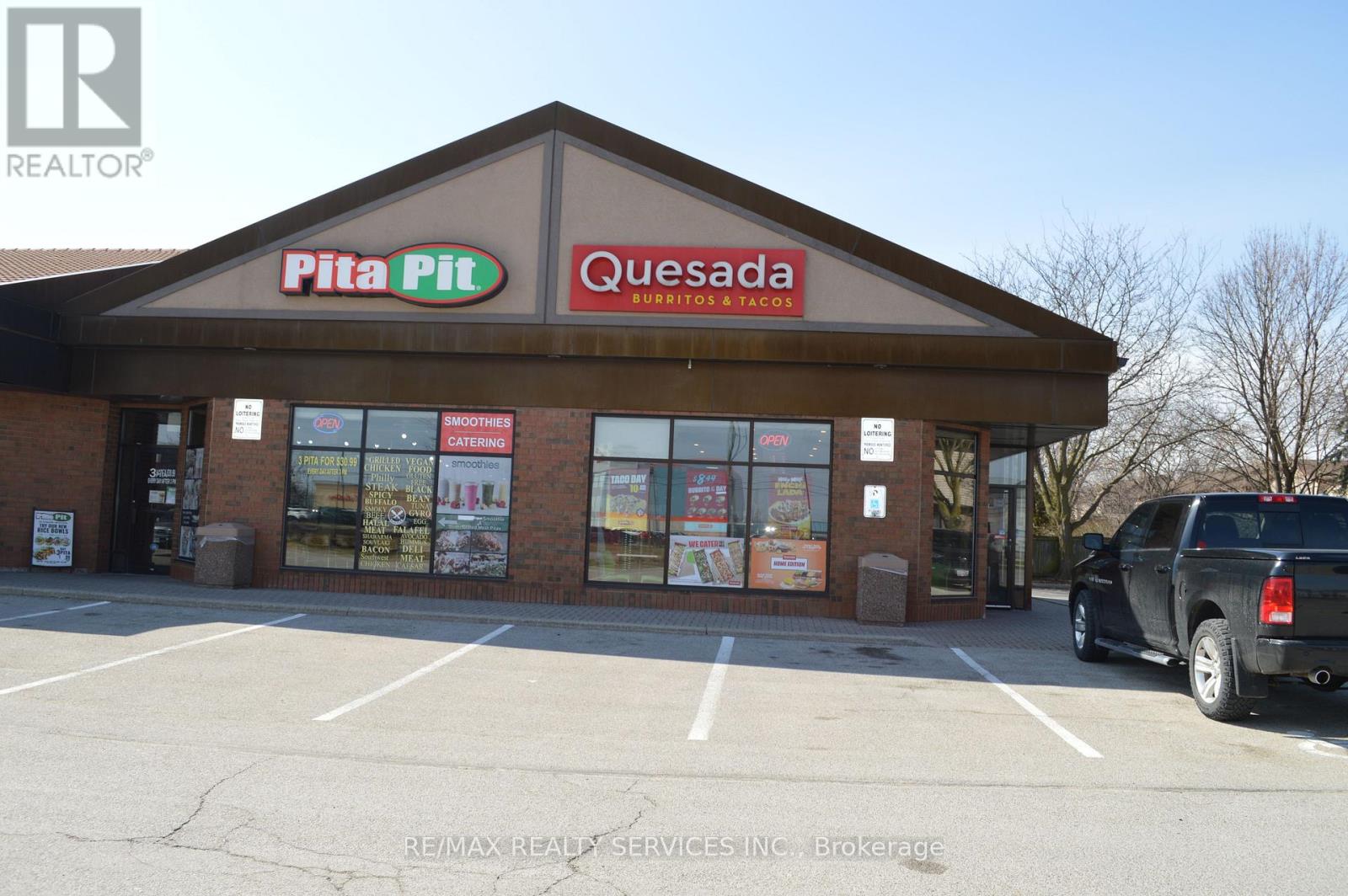 301 FRUITLAND ROAD, Hamilton, Ontario