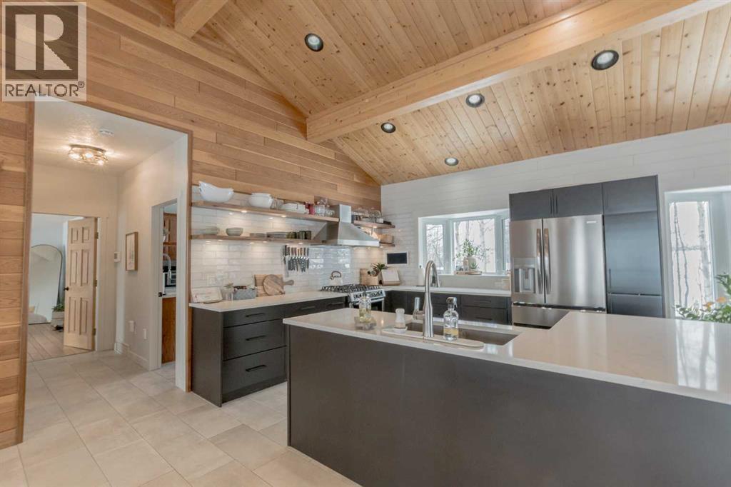 63062 711a Township, Rural Grande Prairie No. 1, Alberta  T8W 5H1 - Photo 10 - A2288161