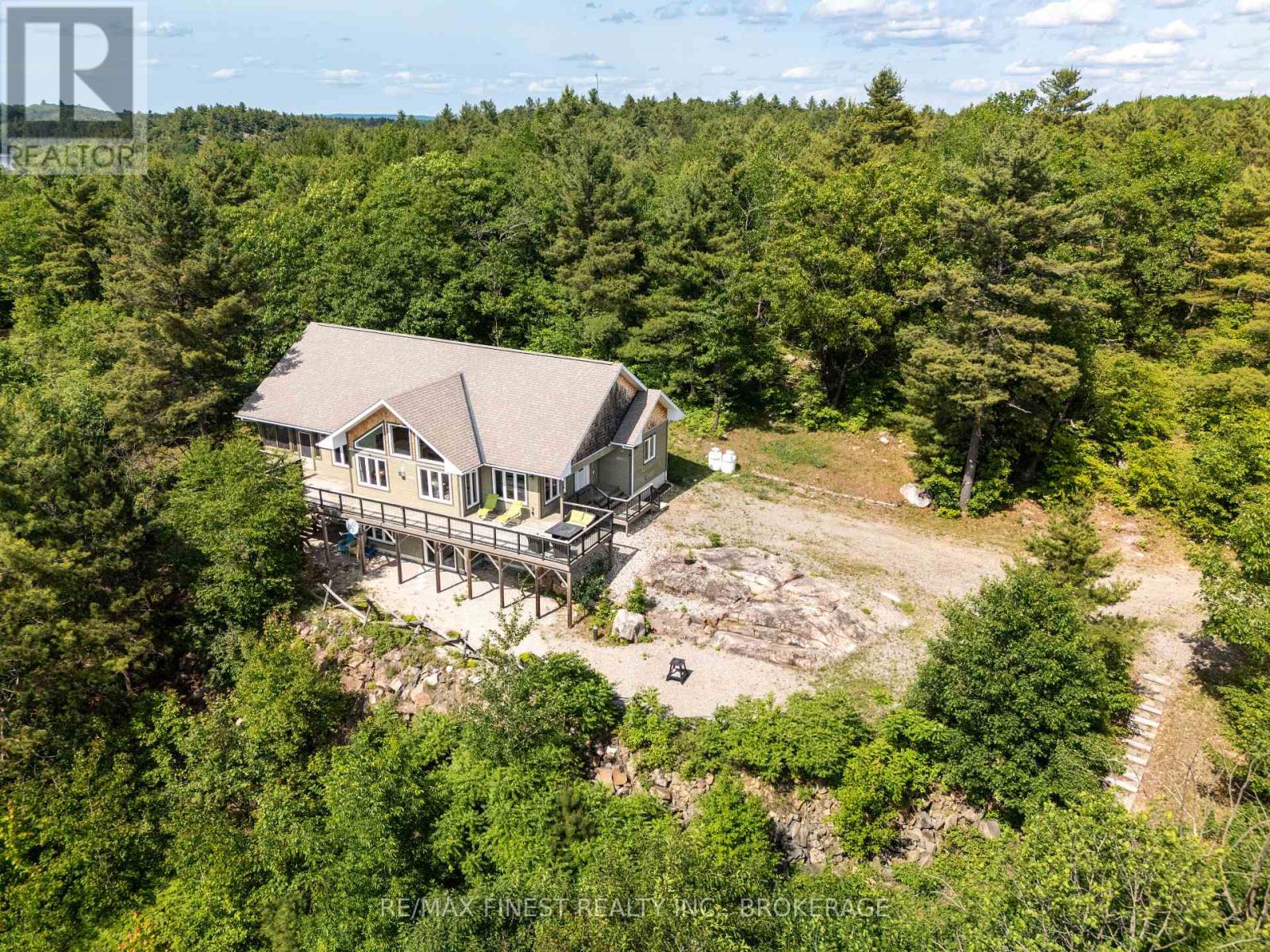 2092 Beach Road, Frontenac, Ontario  K0H 2M0 - Photo 13 - X12935540