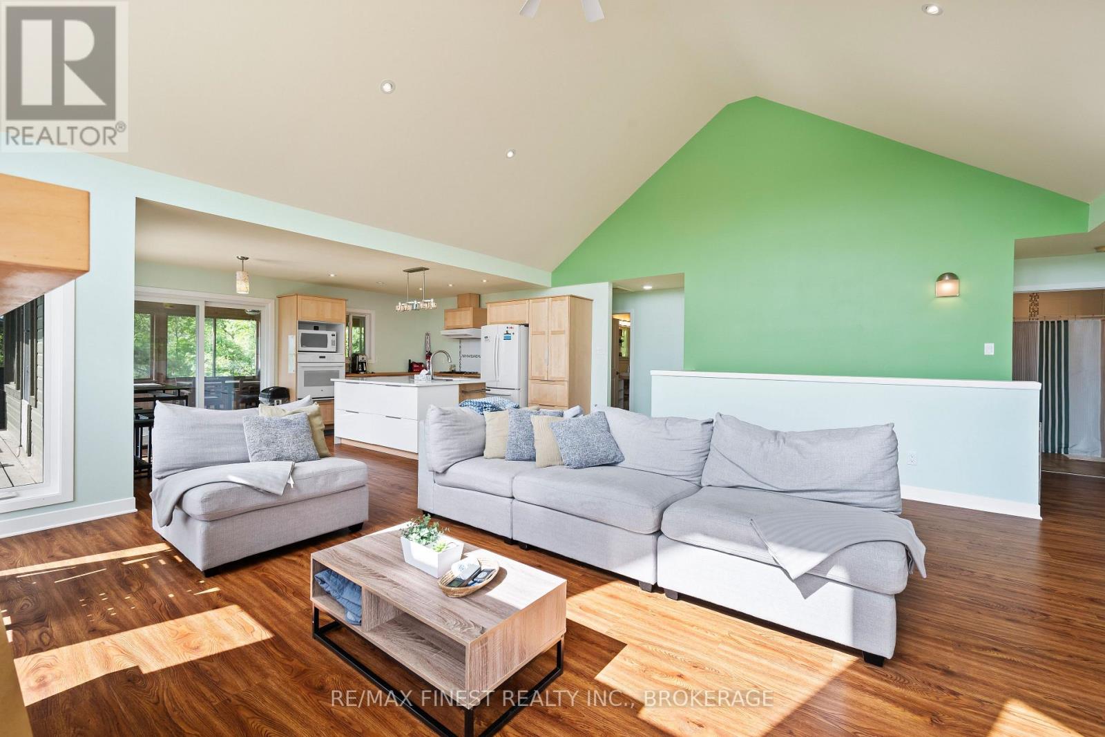 2092 Beach Road, Frontenac, Ontario  K0H 2M0 - Photo 24 - X12935540