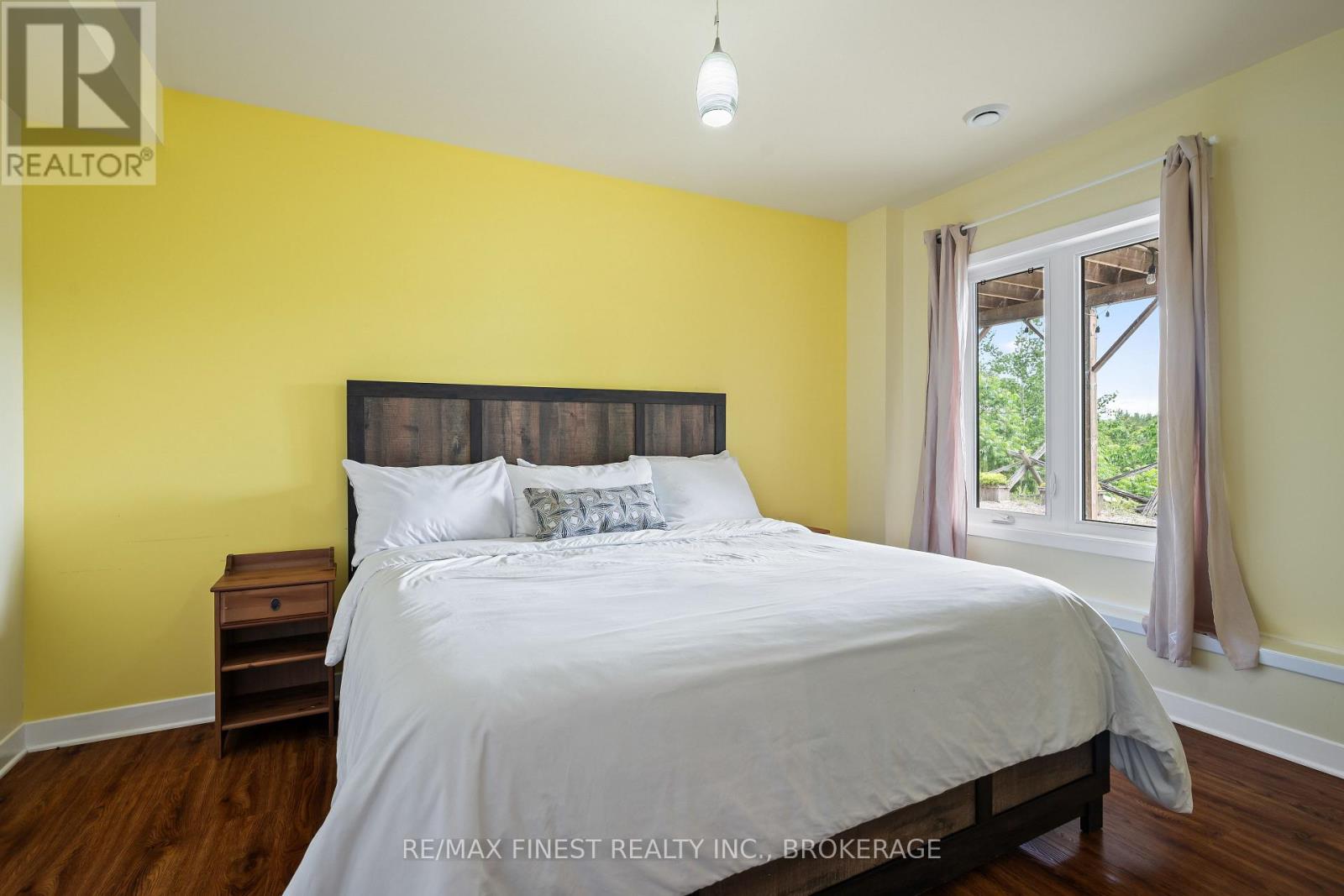 2092 Beach Road, Frontenac, Ontario  K0H 2M0 - Photo 49 - X12935540