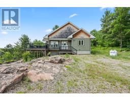 2092 BEACH ROAD, Frontenac, Ontario