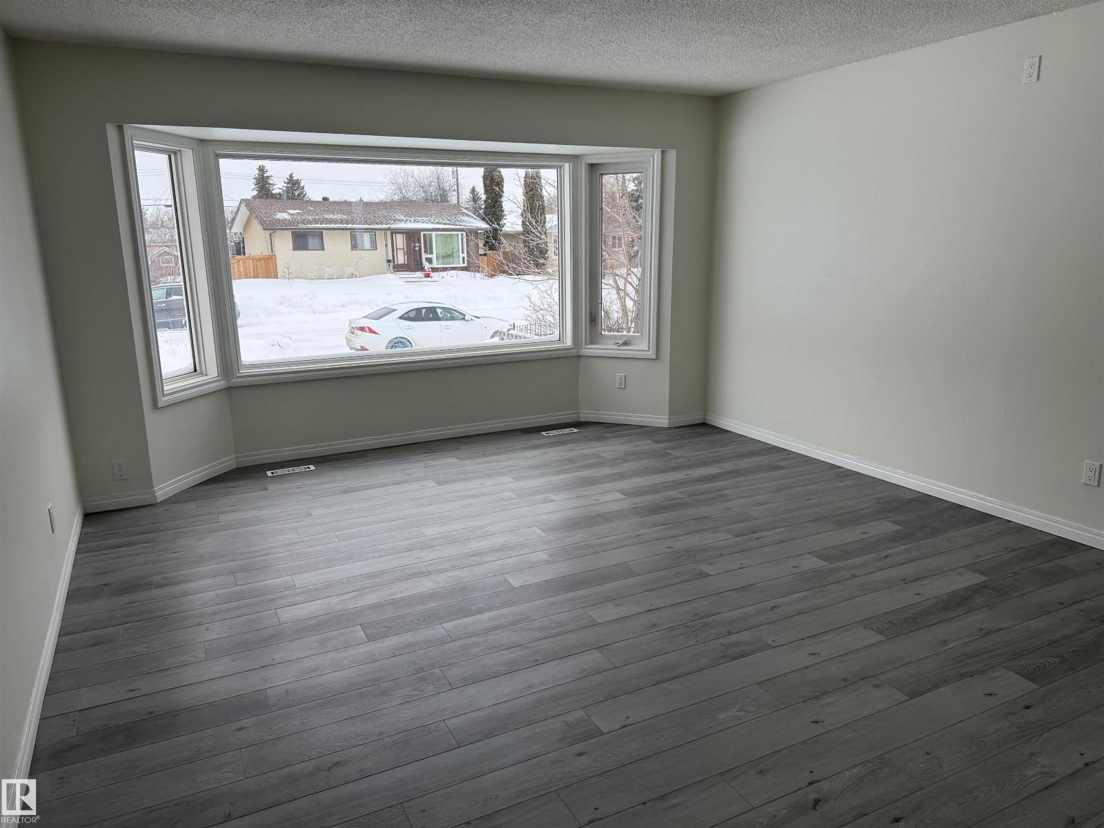 13323 68 St Nw, Edmonton, Alberta  T5C 0G1 - Photo 5 - E4479701