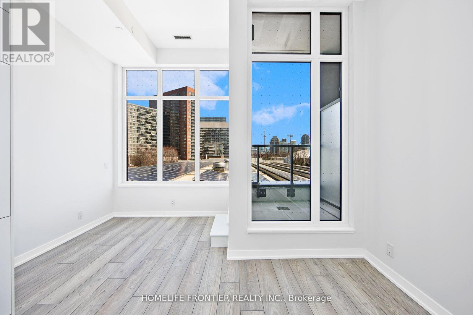 207 - 285 Dufferin Street, Toronto, Ontario  M6K 1Z7 - Photo 4 - W12935208