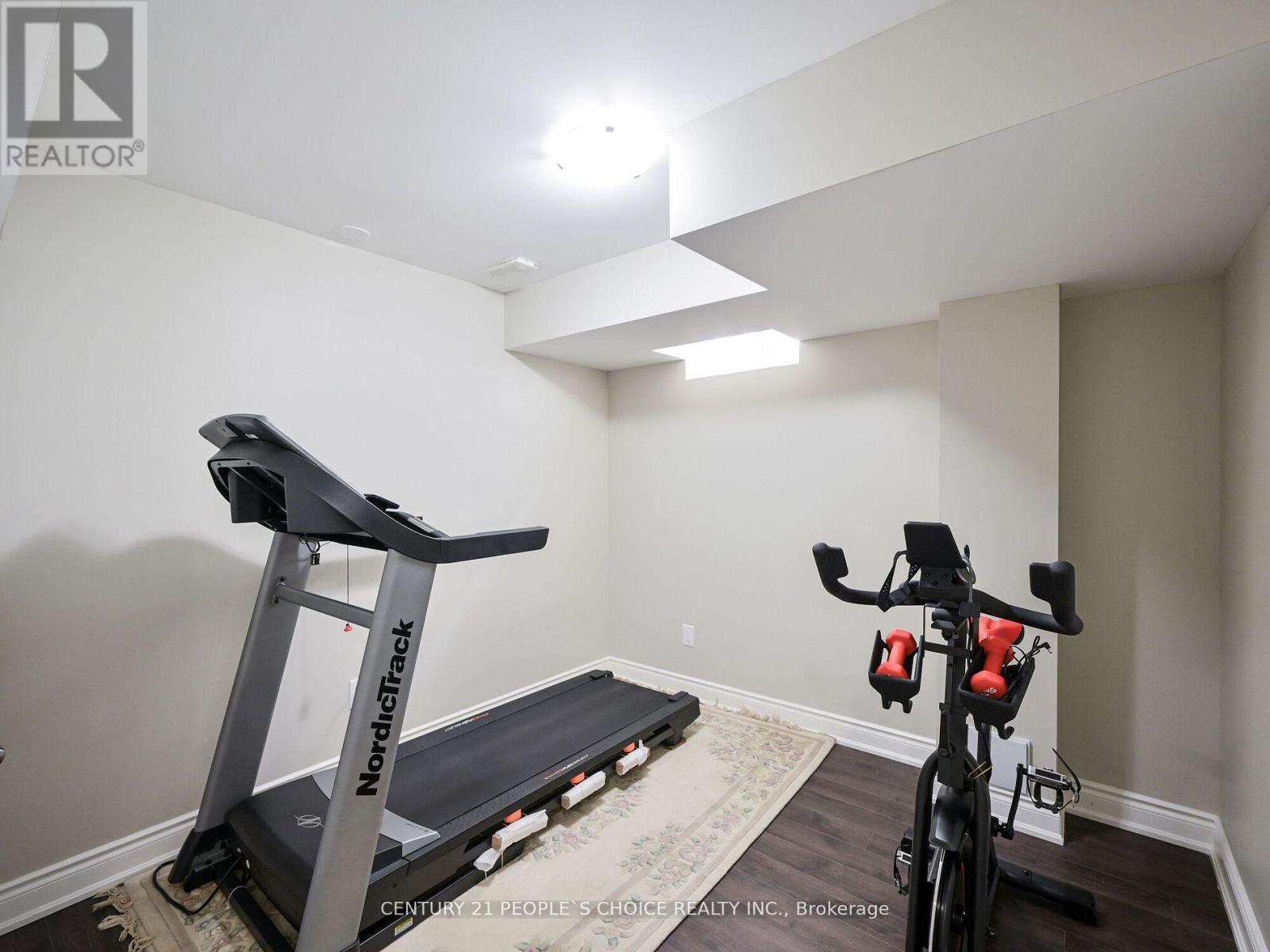 Bsmt - 7512 Saint Barbara Boulevard, Mississauga, Ontario  L5W 0G3 - Photo 14 - W12935212