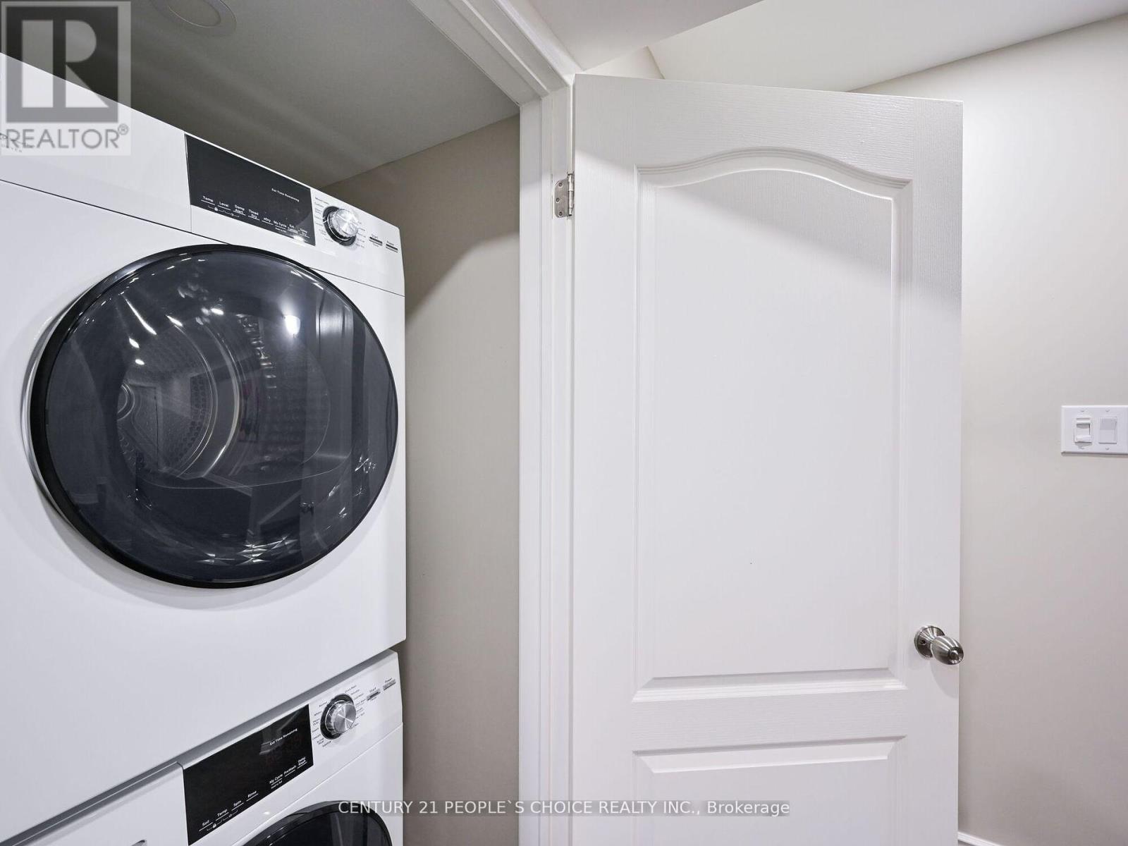 Bsmt - 7512 Saint Barbara Boulevard, Mississauga, Ontario  L5W 0G3 - Photo 18 - W12935212