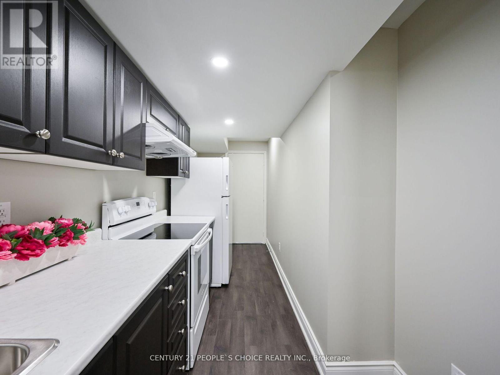 Bsmt - 7512 Saint Barbara Boulevard, Mississauga, Ontario  L5W 0G3 - Photo 8 - W12935212