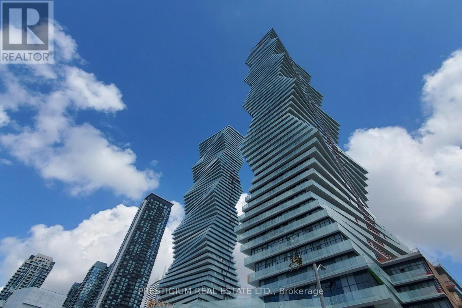 1808 - 3883 Quartz Road, Mississauga, Ontario  L5B 0M4 - Photo 2 - W12935224